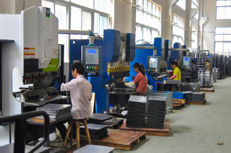 是一家專業(yè)于通信工程配套產(chǎn)品的設計,研發(fā),生產(chǎn)及銷售的企業(yè)